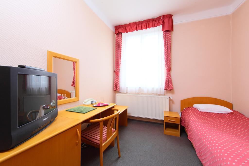 Hotel Blaha Lujza Balatonfüred Cameră foto