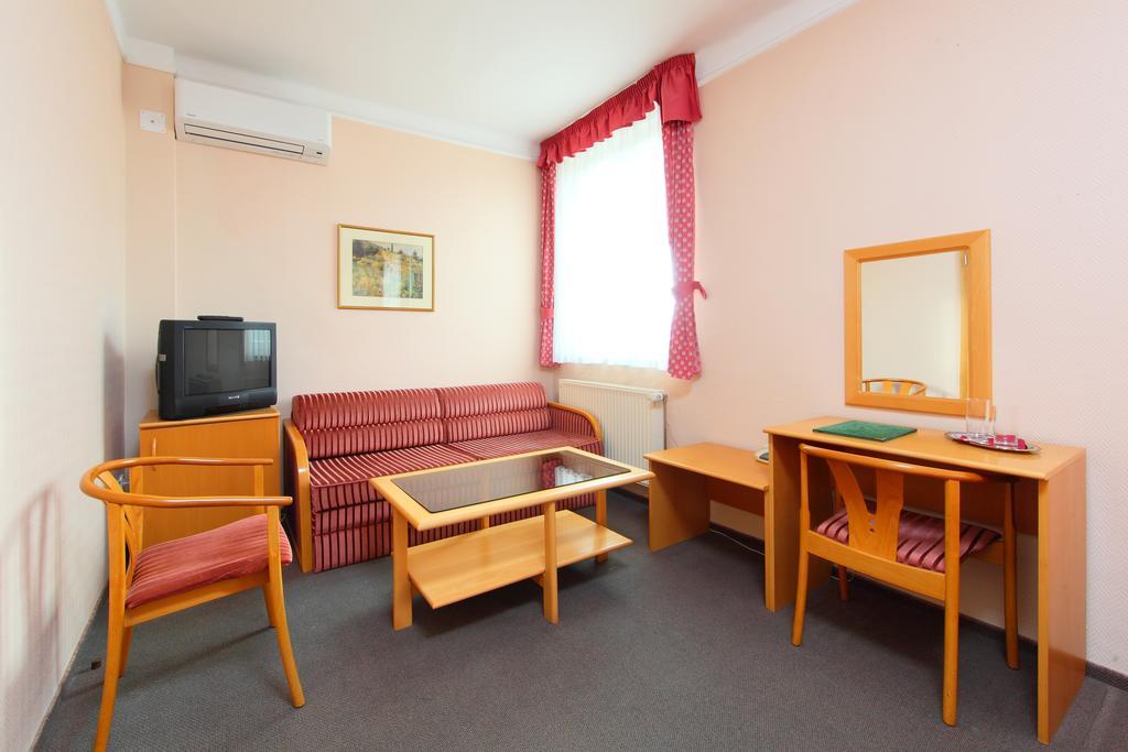 Hotel Blaha Lujza Balatonfüred Cameră foto