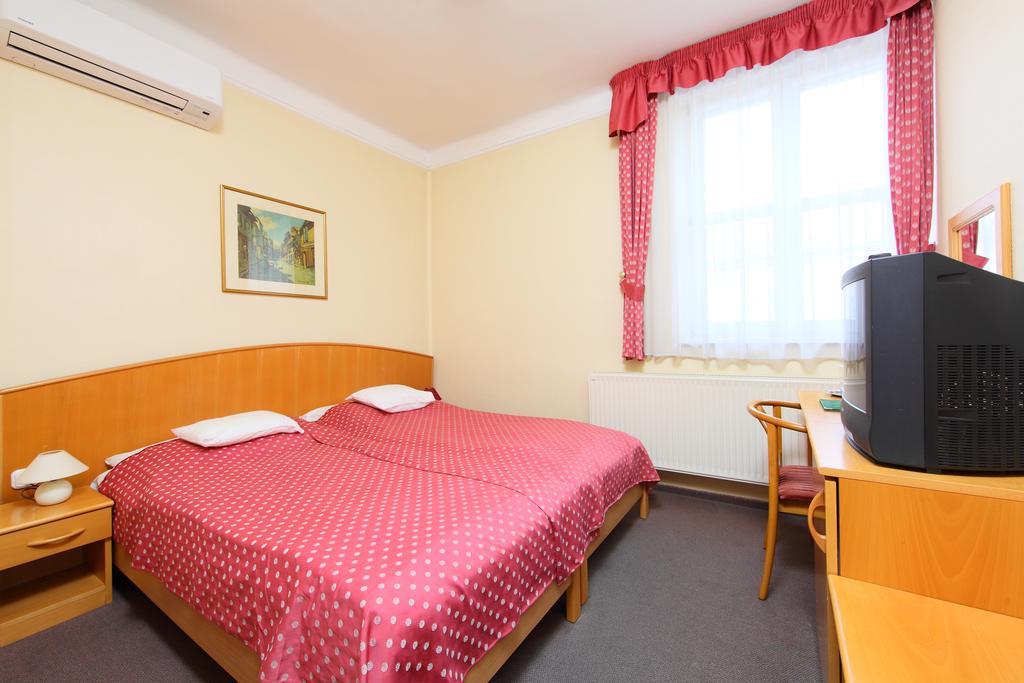 Hotel Blaha Lujza Balatonfüred Cameră foto